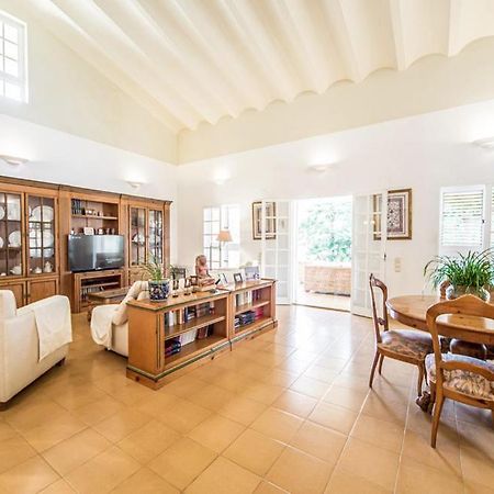 Agradable Villa Junto Al Mar Con Piscina 사군토 외부 사진