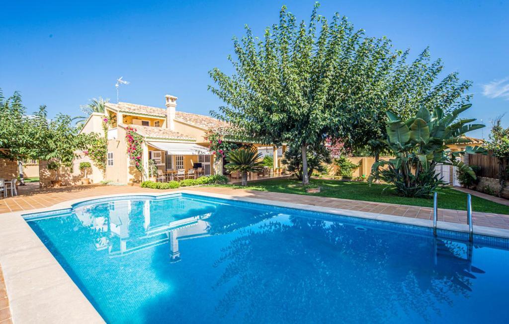 Agradable Villa Junto Al Mar Con Piscina 사군토 외부 사진