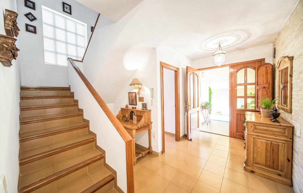 Agradable Villa Junto Al Mar Con Piscina 사군토 외부 사진