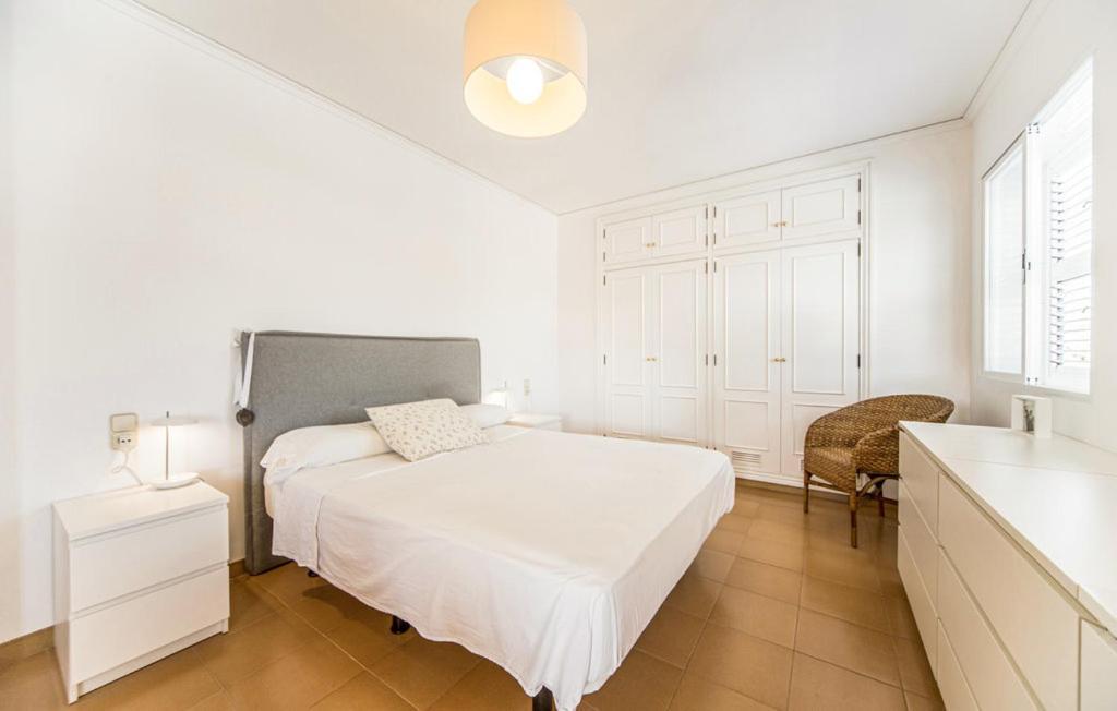 Agradable Villa Junto Al Mar Con Piscina 사군토 외부 사진